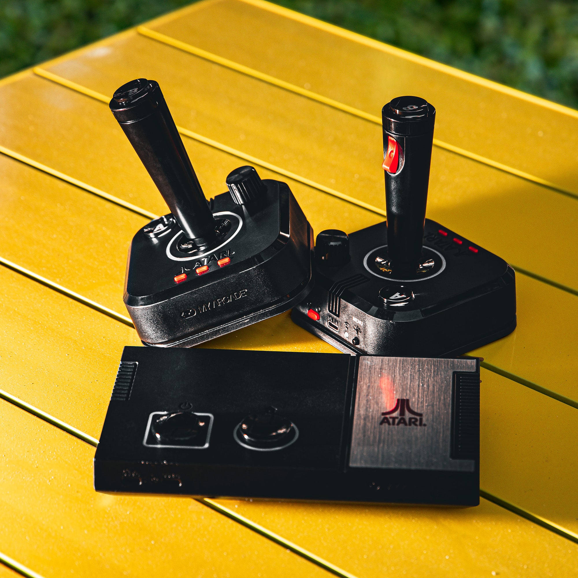 Atari Gamestation Pro + Atari Pocket Player Bundle product image