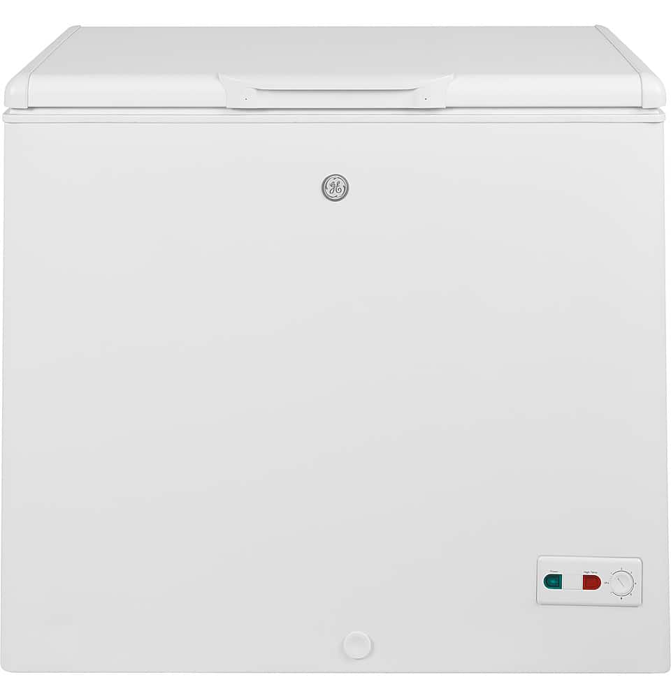 GE - 8.8 Cu. Ft. Chest Freezer with Manual Defrost - White product image